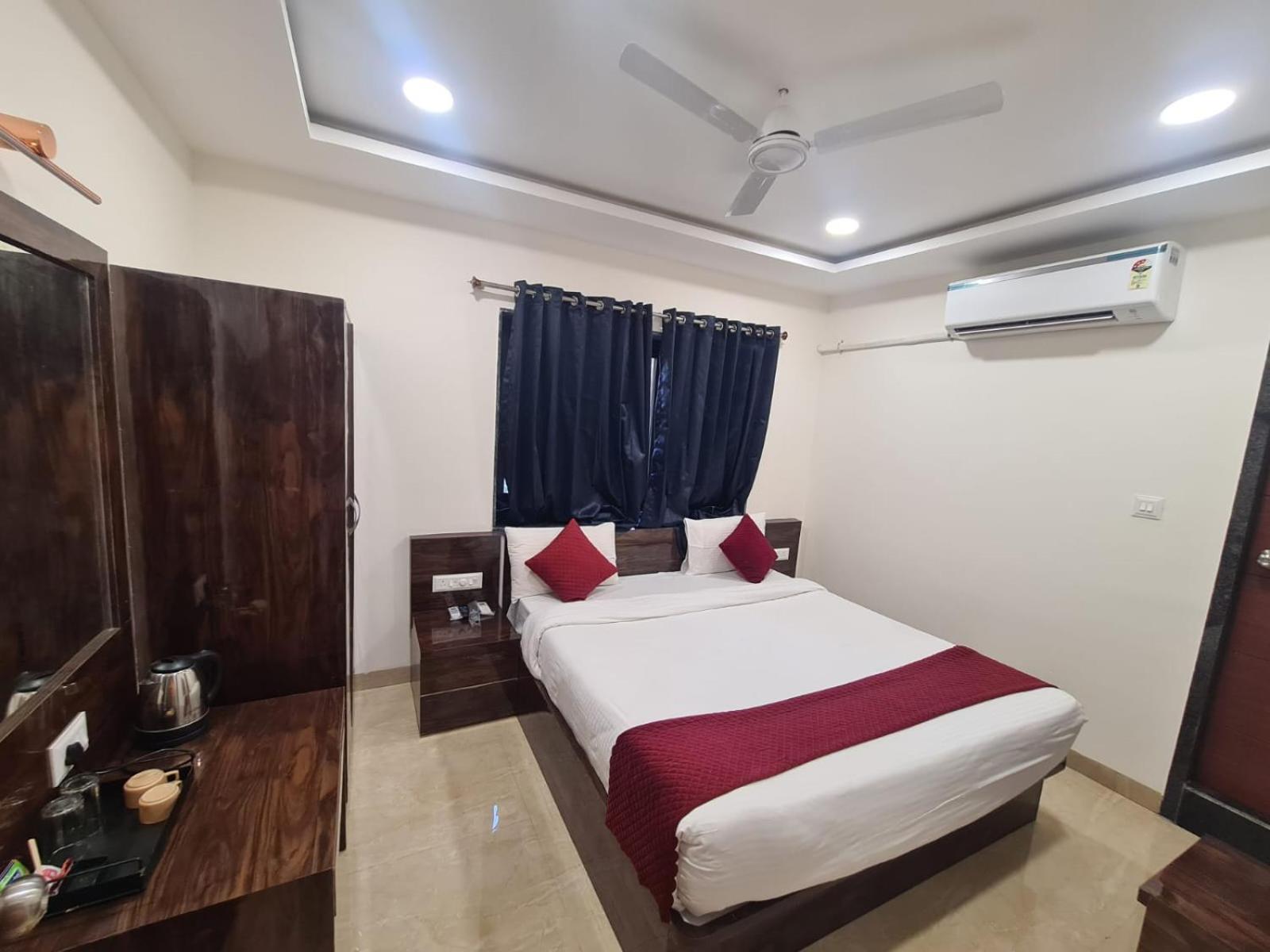 Hill View Hotel By Bil Lonavala Exterior photo